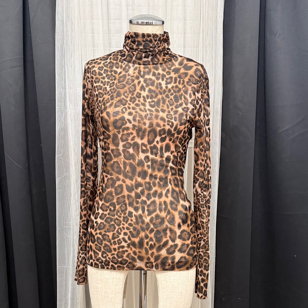 Leopard Print Turtleneck Top